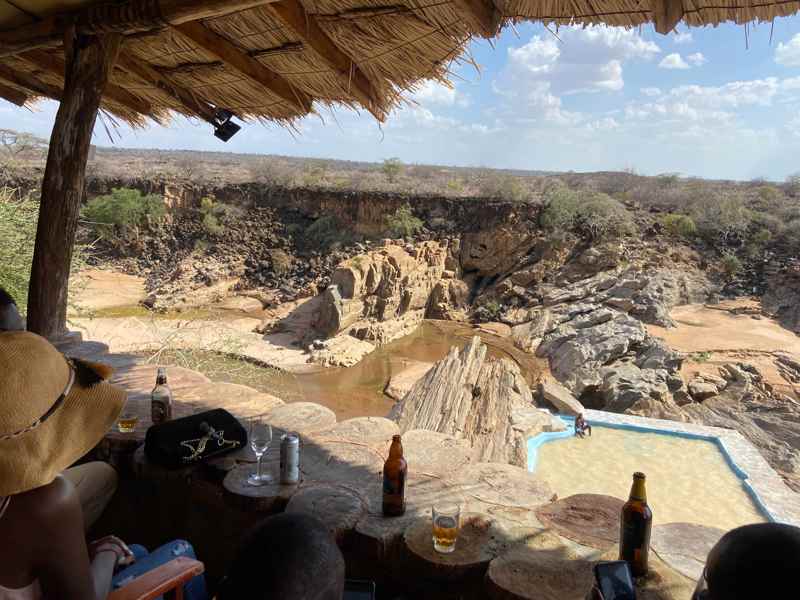 Your travel budget for hotels, food and drinks in Kenya